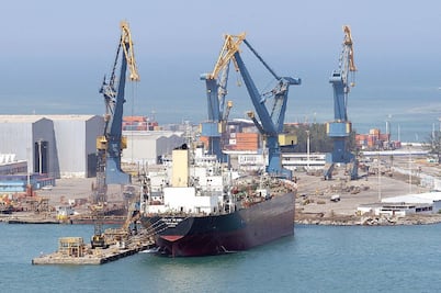 Capitanía en puertos mejorará economía y seguridad: Semar