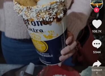 Crean michelada con mole y flautas de pollo