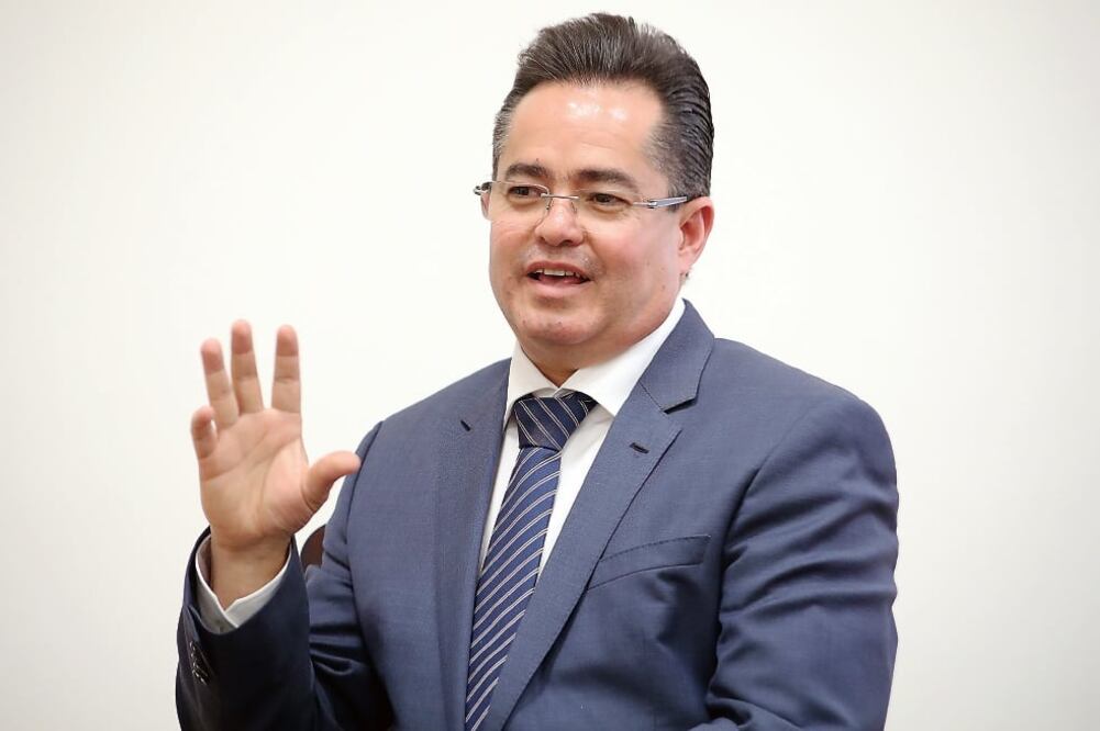 Leonel Luna Estrada, Presidente de la Comisión de Gobierno (ARIEL OJEDA. EL UNIVERSAL)