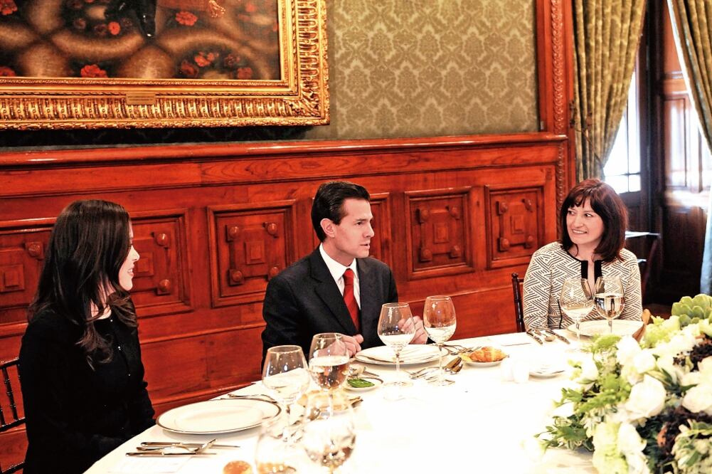 En la reunión con el Presidente, comisionados del Inai abordaron temas en espera como la protección de datos personales (PRESIDENCIA)