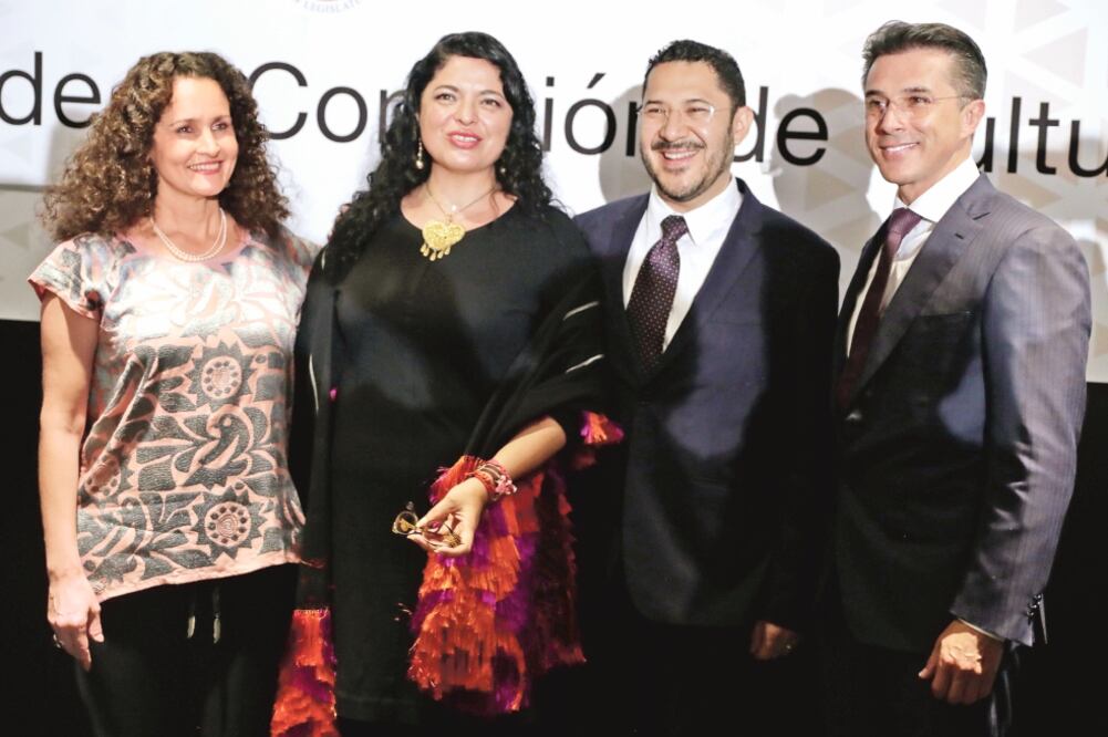 La senadora Susana Harp; la virtual secretaria de Cultura, Alejandra Frausto ; el presidente del Senado, Martí Batres, y el diputado Sergio Mayer. Foto: IVÁN STEPHENS. EL UNIVERSAL