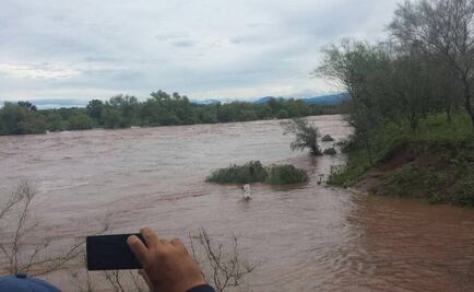 Lluvia incomunica a 6 mil personas en sur de Sonora
