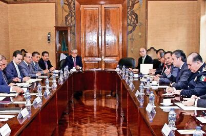 Acuerdan gobernadores y SEP bloque en favor de evaluación