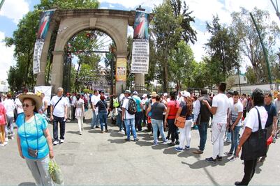 Procesión llega a Santuario del Señor de la Cuevita