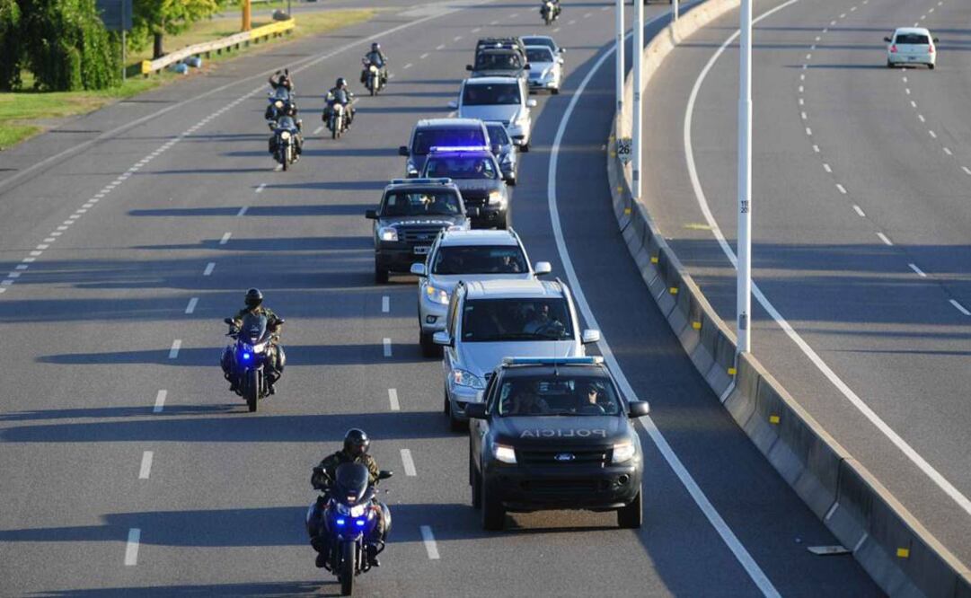 La banda llegó a Buenos Aires en camionetas polarizadas y bajo un riguroso operativo de seguridad. (FOTO: Xinhua)