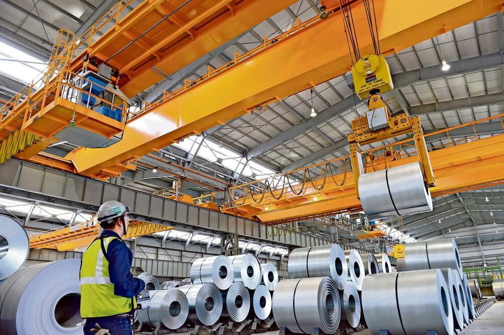 El nearshoring y el escenario macroeconómico que favorece las inversiones en el país impulsan la búsqueda de espacios industriales, opinan. Foto: AFP