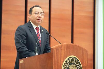 Sin paz y democracia no hay justicia, Guerra Álvarez