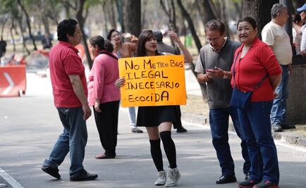 Retiran bloqueos intermitentes contra Metrobús en Reforma