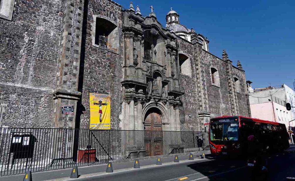 El Templo de San Lorenzo fue construido en el siglo XVII. Foto: Hugo Salvador / EL UNIVERSAL