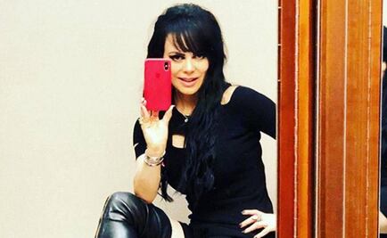 Maribel Guardia celebra en bikini 2.5 millones de seguidores en Instagram