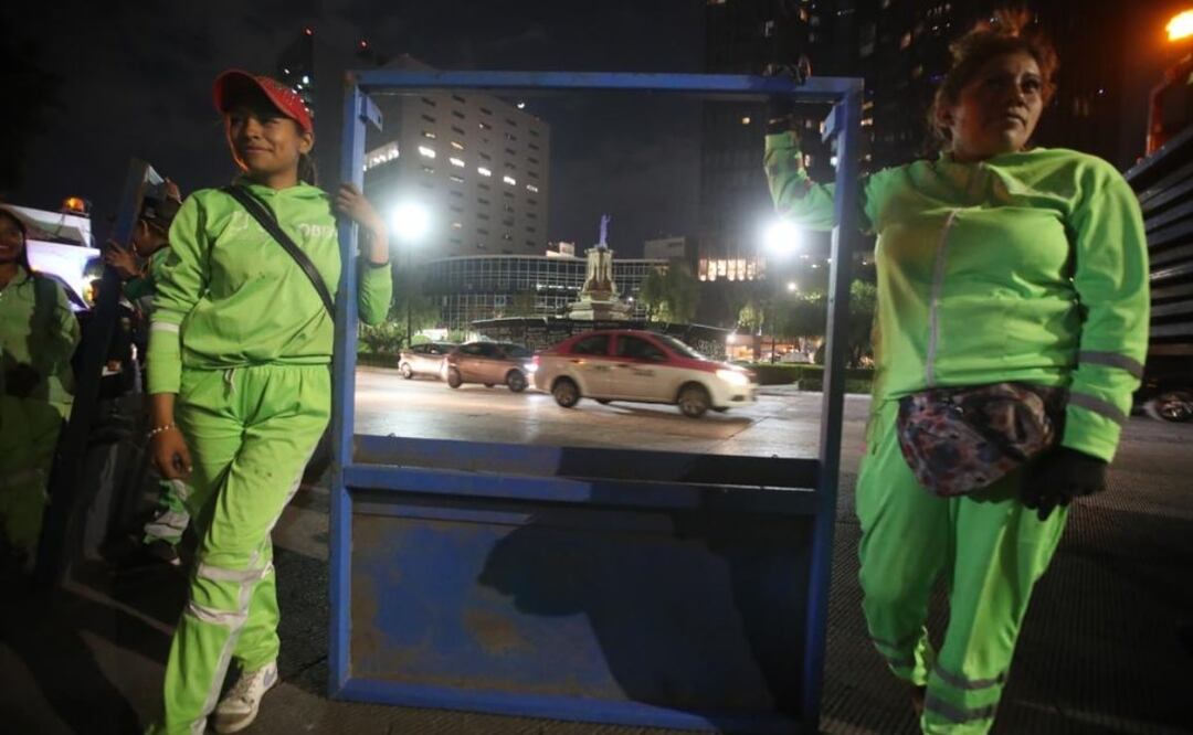 Vallas metalicas en Glorieta de las Mujeres para colocar estatua de la Joven de Amajac. Foto: Valente Rosas. EL UNIVERSAL