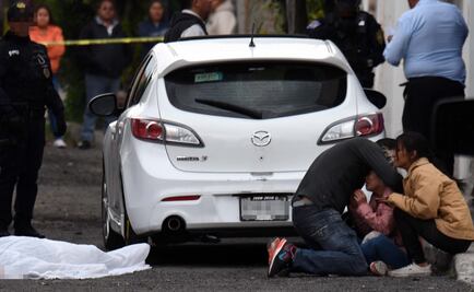 Lo asesinan de doce balazos al salir de taller en Iztapalapa