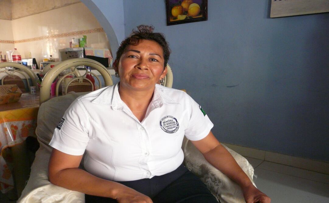 En la imagen, María del Carmen Cruz, oficial de supervisión de la unidad de asuntos administrativos de esa dependencia estatal. Foto: Oscar Gutiérrez