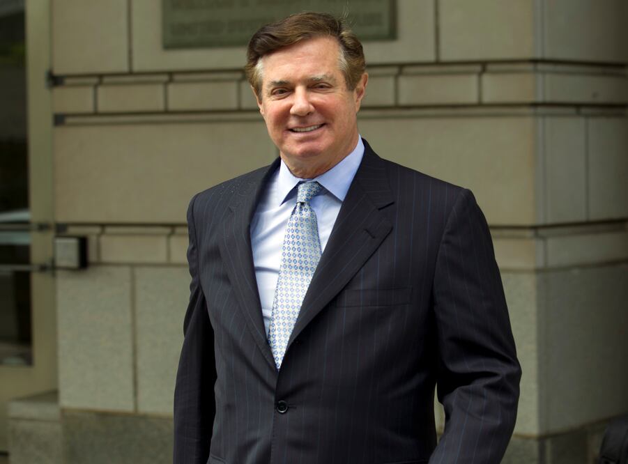 El fiscal especial que investiga la trama rusa, Robert Mueller, acusó hoy al exjefe de campaña de Donald Trump, Paul Manafort, de obstruir a la justicia (Foto: AFP)