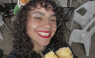 VIDEO: Estafan a influencer en Mérida; supuesto empresario le vendió ámbar molido para curar enfermedad