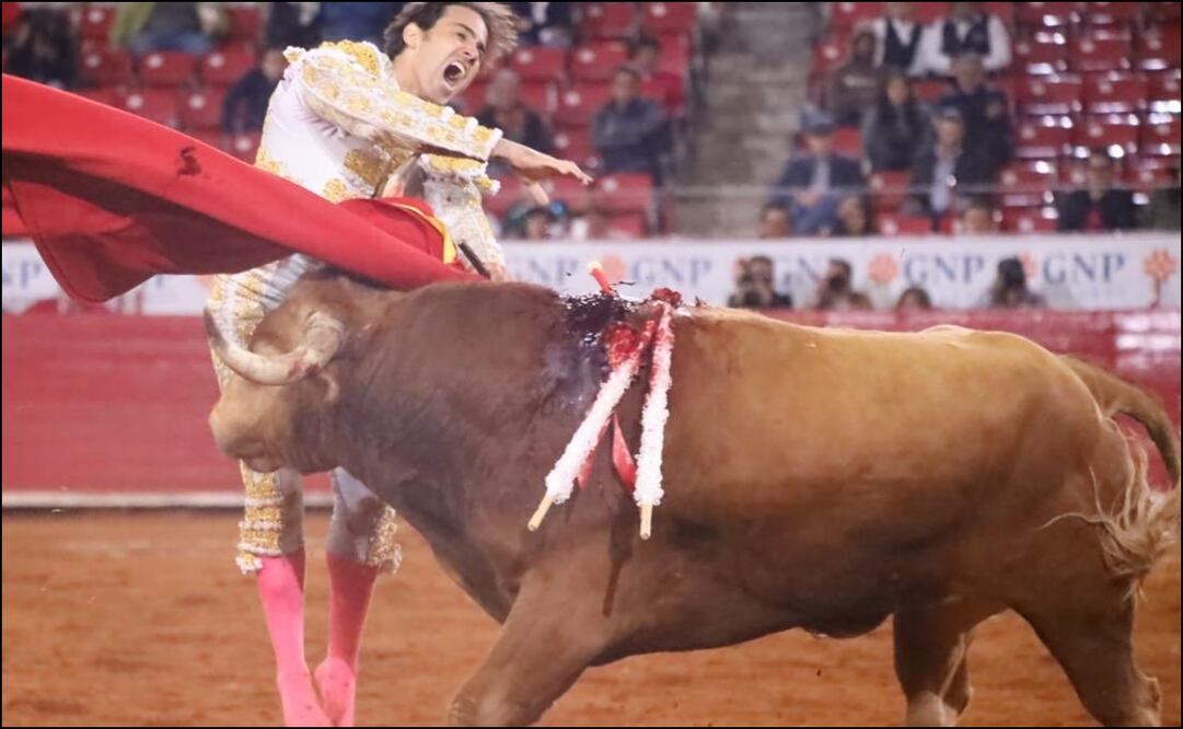 Twitter: @LaPlazaMexico