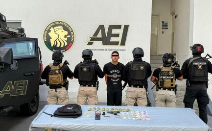 Detienen a joven que habría asesinado a persona en tienda de conveniencia en Monterrey; le incautan un arma y drogas