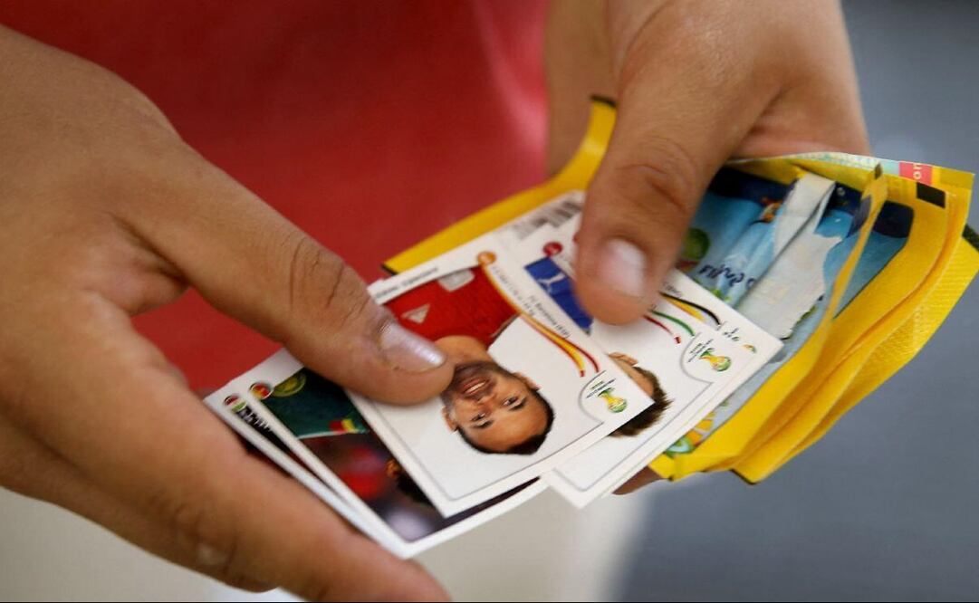 Estampas y sobres del álbum de la Copa del Mundo - FOTO: Twitter