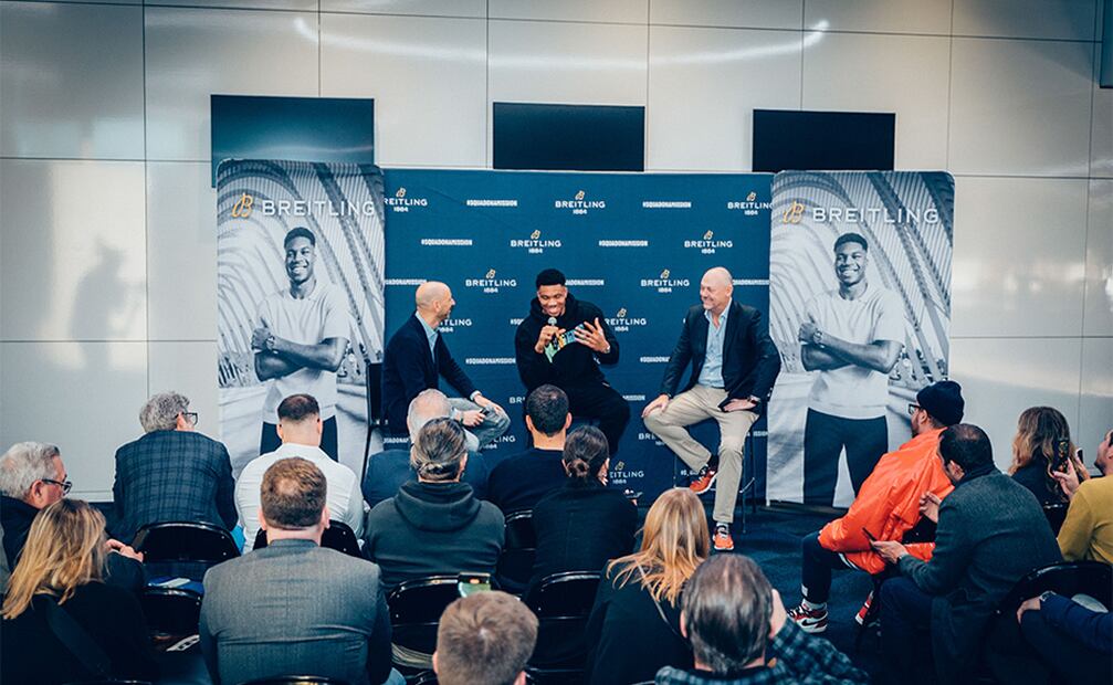 Giannis Antetokounmpo en el Fiserv Forum tras el partido que Milwaukee Bucks ganó a Toronto Raptors.