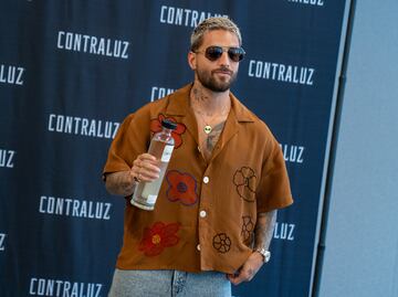 Maluma presenta su propia marca de mezcal