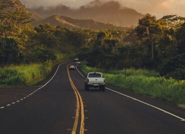 Tipos de líneas en las carreteras y sus significados