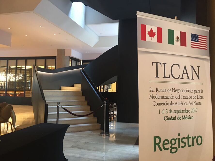 Se espera llegada de ministros de EU y Canadá para reunión con Guajardo 