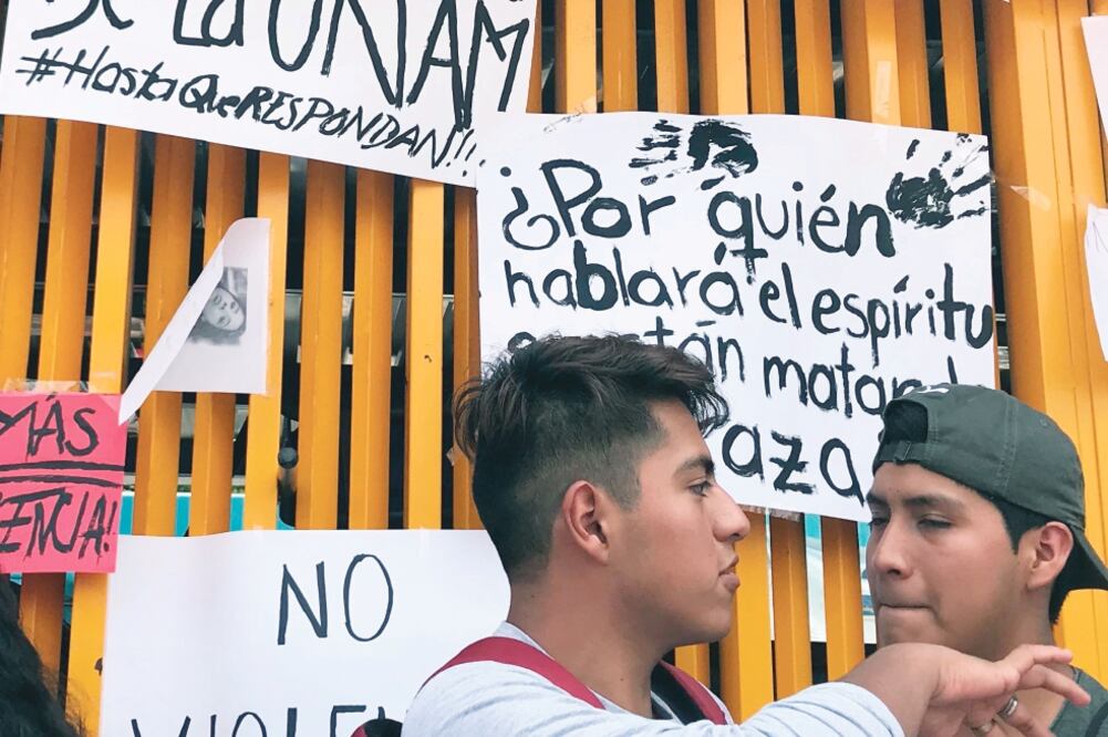 Solicitan diálogo. Alumnos del CCH Azcapotzalco convocaron al rector Enrique Graue Wiechers a presentarse en el colegio, el miércoles a las 13:00 horas (ARCHIVO EL UNIVERSAL)
