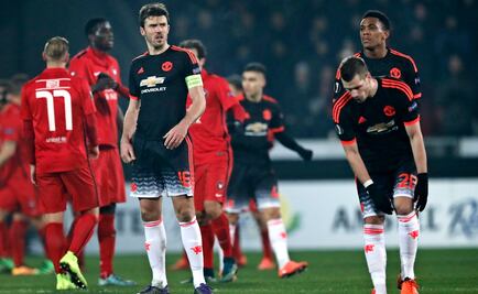 ManU sigue sin levantar; pierde en la Europa League