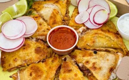 Conoce la Pizzabirria, la invención de la CDMX que vas a amar