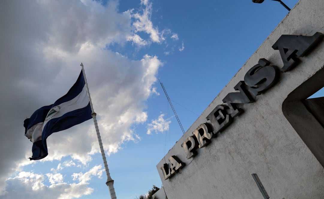 Vista parcial de la fachada del diario La Prensa, en Managua. Foto: AFP 