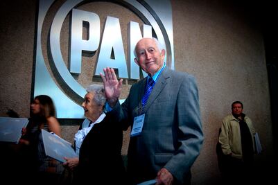 PAN: Luis H. Álvarez, pilar para la democracia en el país