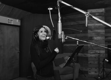 Lety López defiende su música de los estereotipos