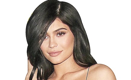 Kylie Jenner anuncia el nacimiento de su bebé 