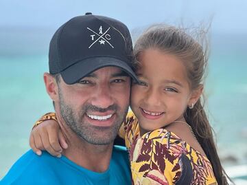 La prueba de que Toni Costa no puede superar su amor por Adamari López