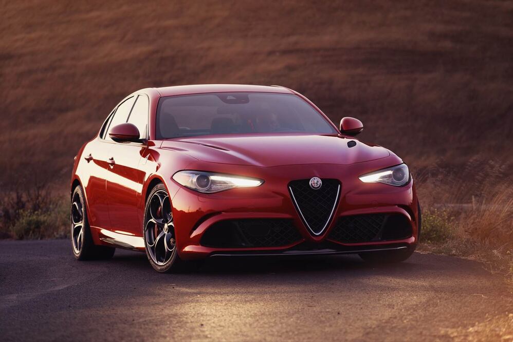 Alfa Romeo Giulia ya rueda en Italia