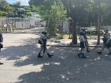 Ataque armado en Chilpancingo deja dos muertos y cuatro heridos frente a una tienda de autoservico