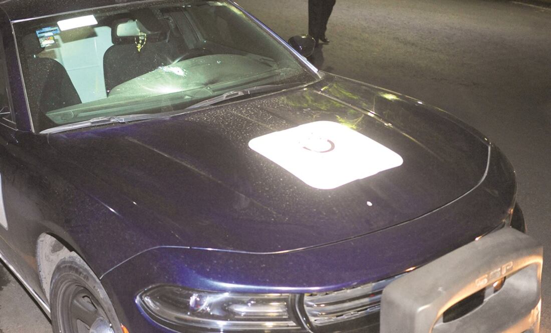 Presuntos policías le preguntaron por qué caminaba sola en la noche... Y la violaron