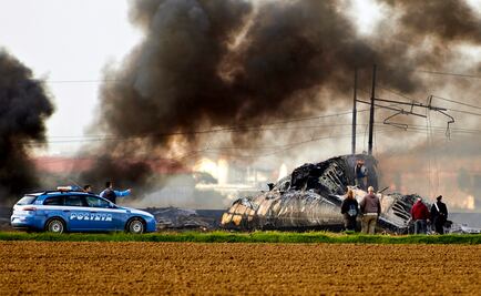 Mueren 6 personas en Brasil al impactar avión en camioneta