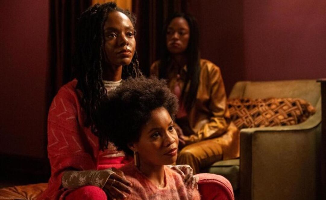 "La otra chica negra" está basada en el libro homónimo de Zakiya, que además de ser una protesta contra la supremacía blanca, pone el terror en la idea de que un grupo de mujeres negras pueden ser muy siniestras. Foto: Star+