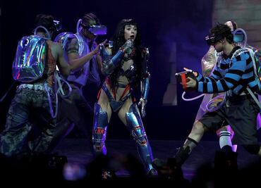Katy Perry lleva a los mexicanos a galaxia musical