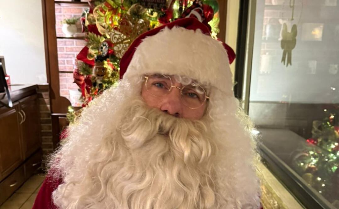 Horacio Castelo, quien ya era Santa Claus en su pastelería, protagoniza este filme rodado en la Sultana del Norte. 
Fotos: Imagyx Entertainment.