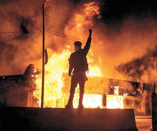 Estados Unidos en llamas