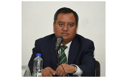 Magistrado acusado de abuso sexual a sus hijas pide audiencia al Congreso local