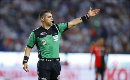 La final entre Pachuca y Atlas se retrasó por fallas de comunicación entre los árbitros 