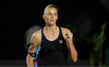 Karolina Pliskova se lleva el triunfo en la primer noche de las WTA Finals
