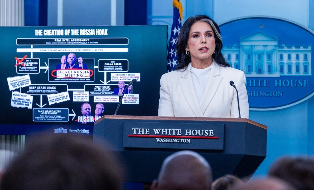La directora Nacional de Inteligencia, Tulsi Gabbard, en conferencia de prensa en la Casa Blanca. FOTO: EFE