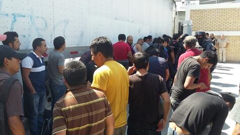 Rescatan a 114 migrantes en Coahuila