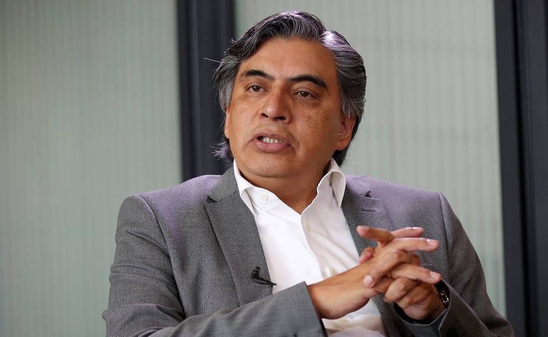 Gerardo Esquivel votó a favor de mantener la tasa de interés interbancaria a un día en 4%. Foto: Archivo/ EL UNIVERSAL.