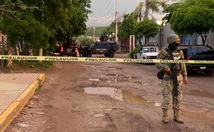 Hombres armados balean a policías en Culiacán; hay un hombre muerto y varios detenidos