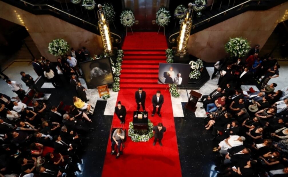 Rinden homenaje a Rafael Coronel en Bellas Artes